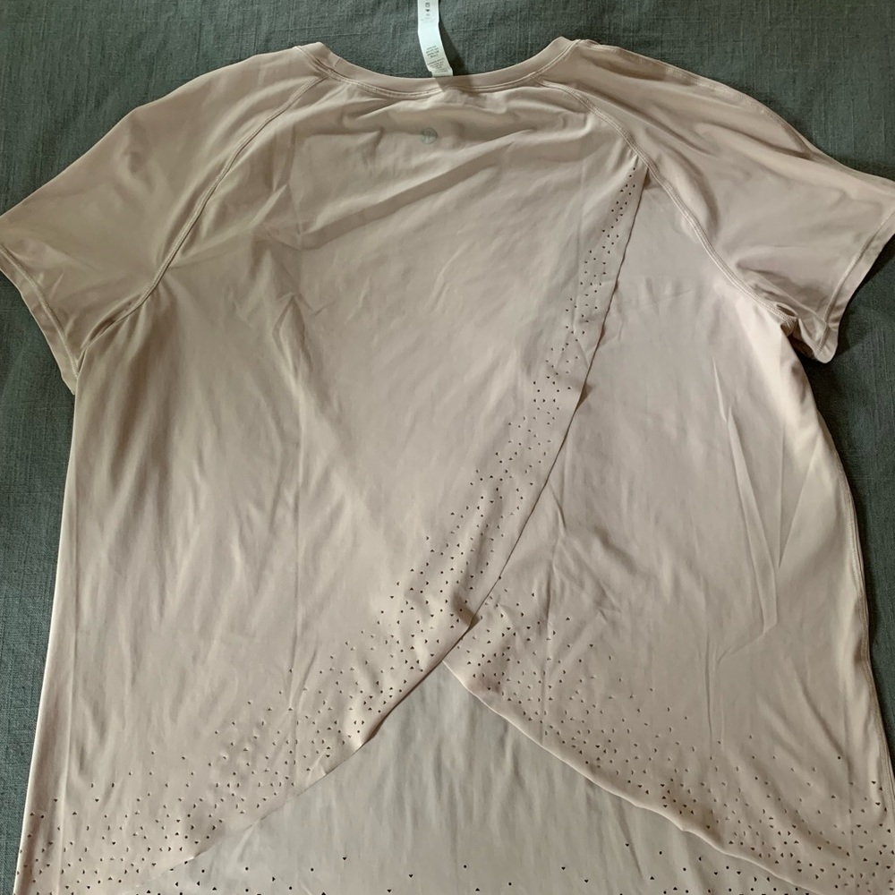 Stunning Lululemon Top